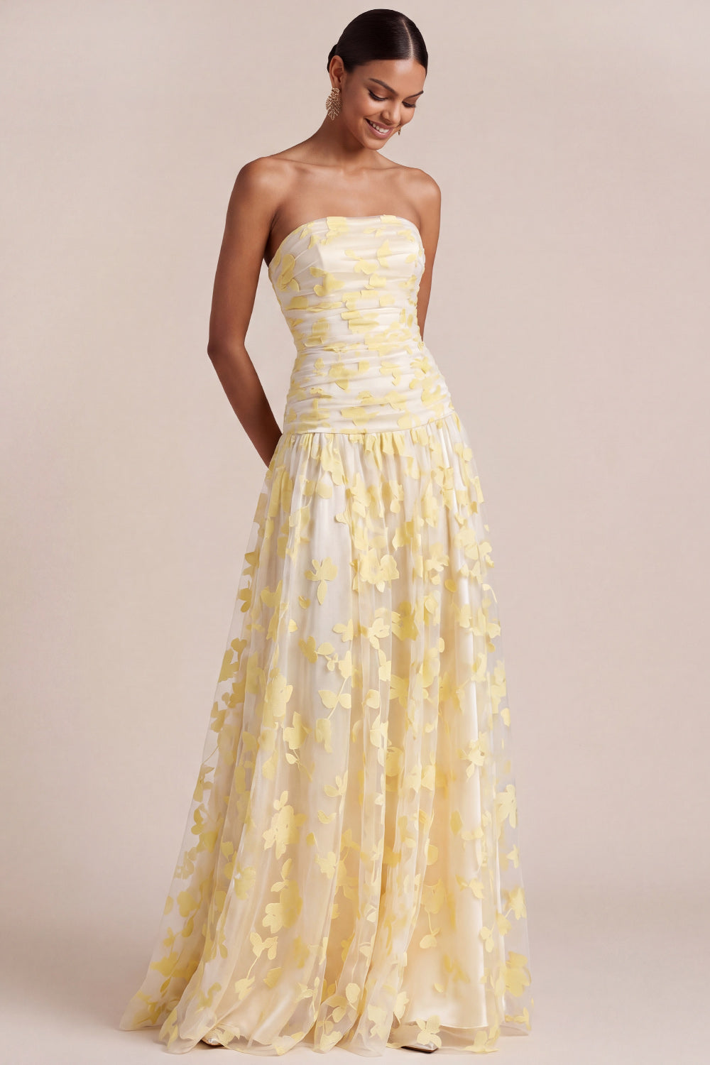 Leely Women Light Yellow 3D Flower Long Formal Dress Strapless A Line Wedding Guest Dress