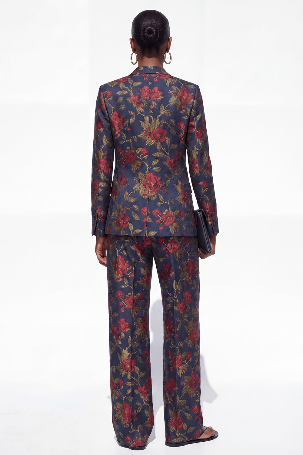 Single Breasted Black 2 Piece Floral Peak Lapel Business Suits with Pockets