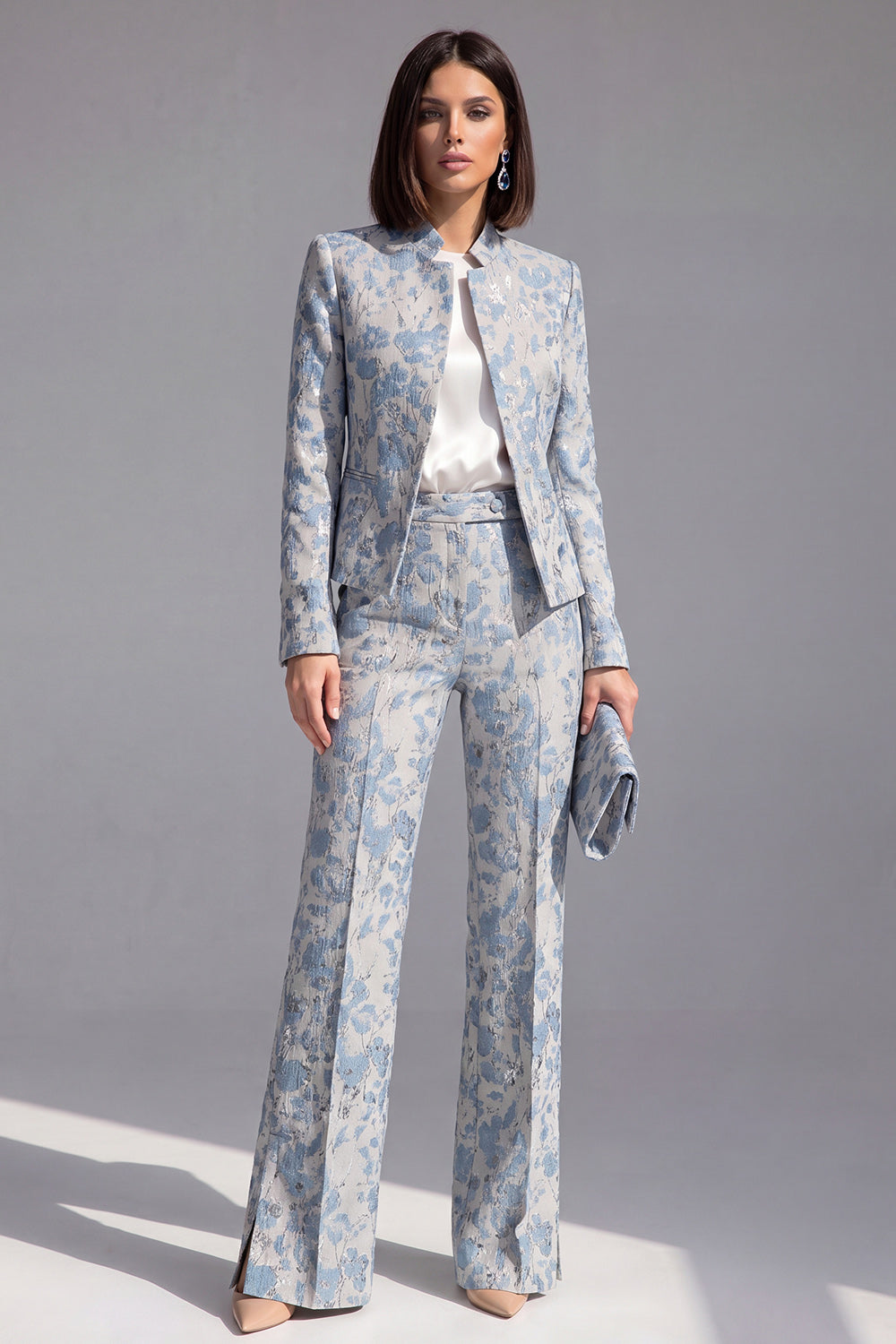 Dark Blue Floral 2 Piece Slim Fit Prom Suits with Sleeves