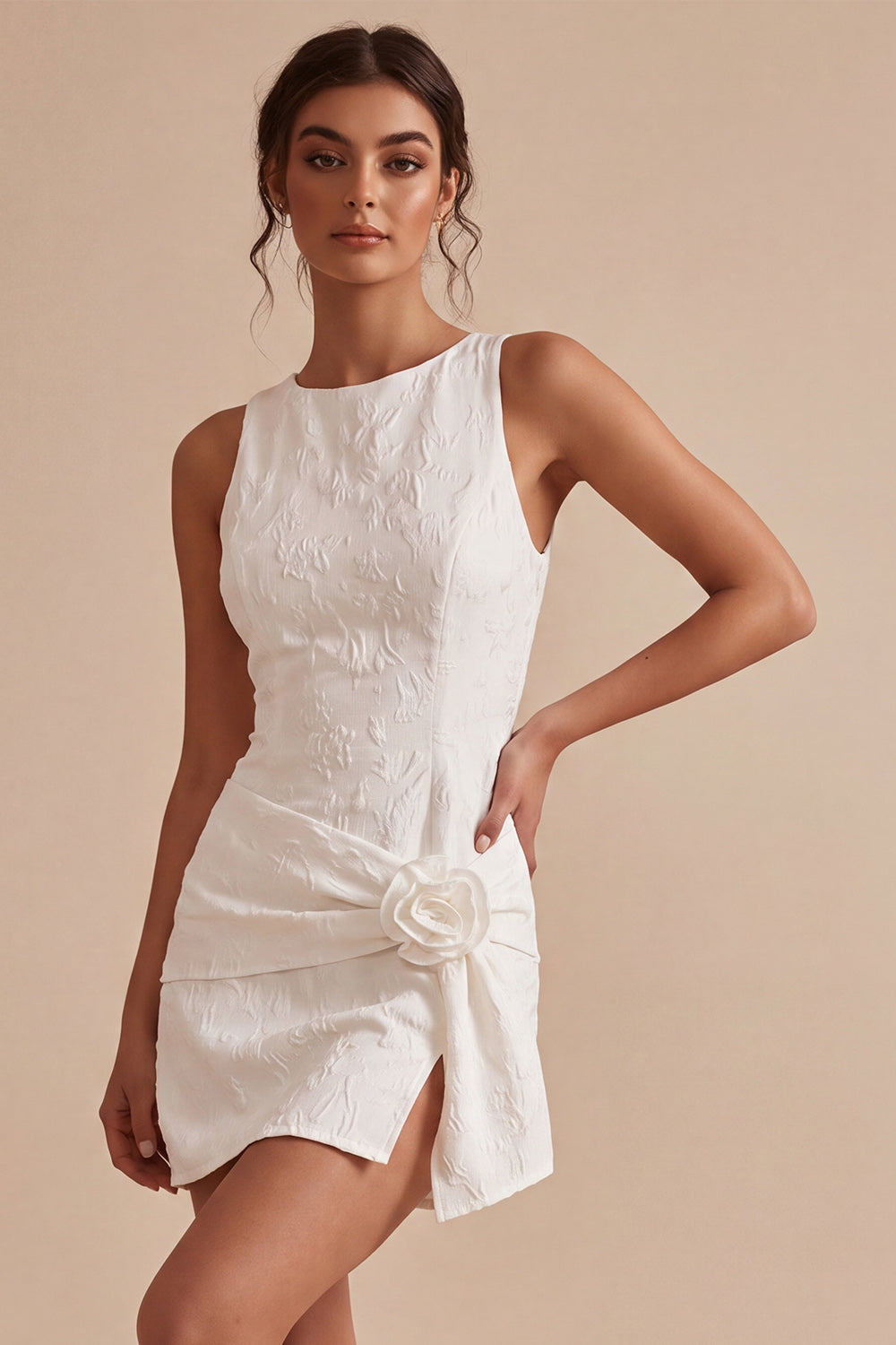 Leely Women White Floral Ruched Short Graduation Dress with Slit Round Neck Bodycon Bachelorette Dress