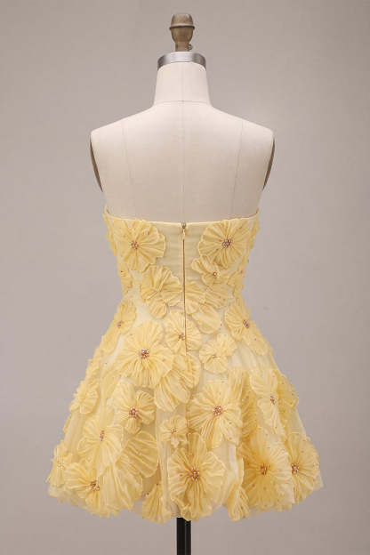 Sparkly Beaded Light Yellow Floral Sweetheart A-Line Short Homecoming Dress