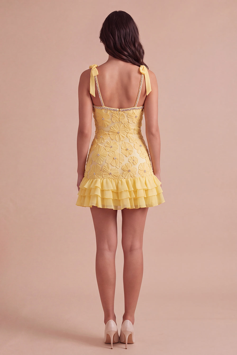 Sparkly Yellow Bodycon Ruffled Short Homecoming Dress with Pearls
