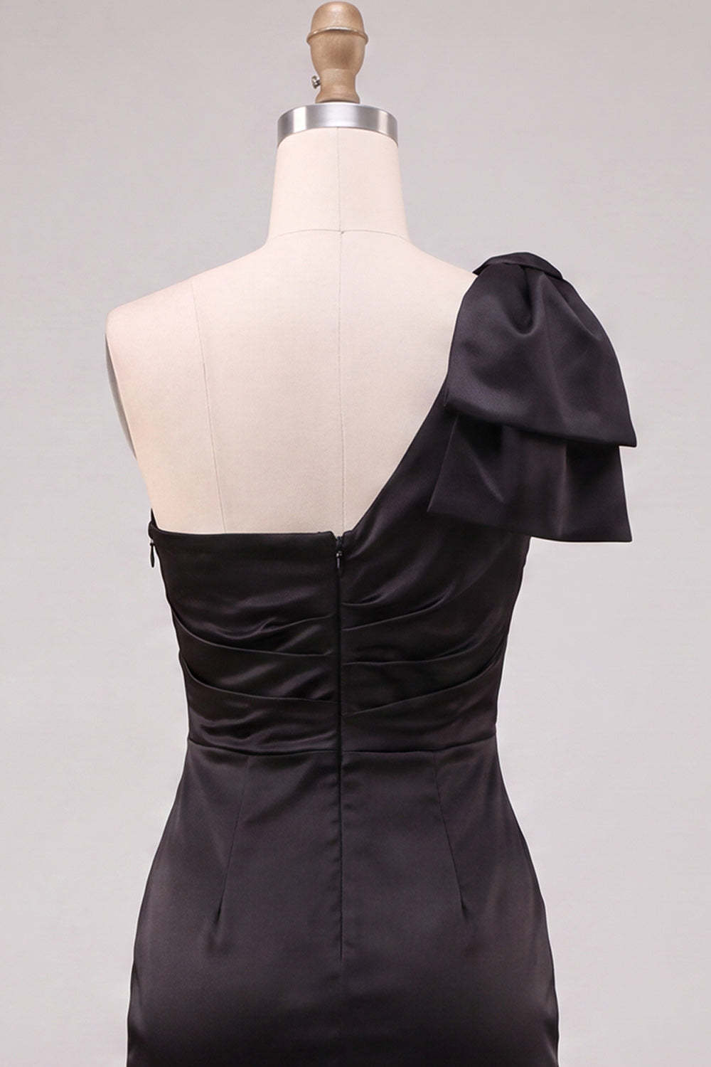 Black Bodycon One Shoulder Ruched Short Homecoming Dress with Bow