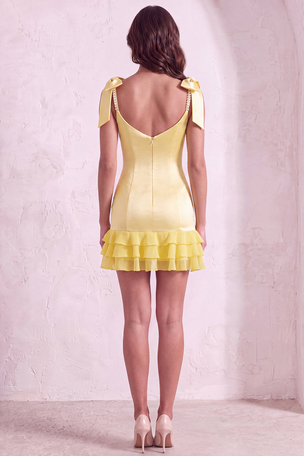 Sparkly Beaded Square Neck Yellow Bodycon Ruffled Short Homecoming Dress with Pearls