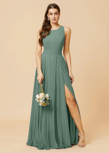 Round Neck A-line Pleated Chiffon Bridesmaid Dress