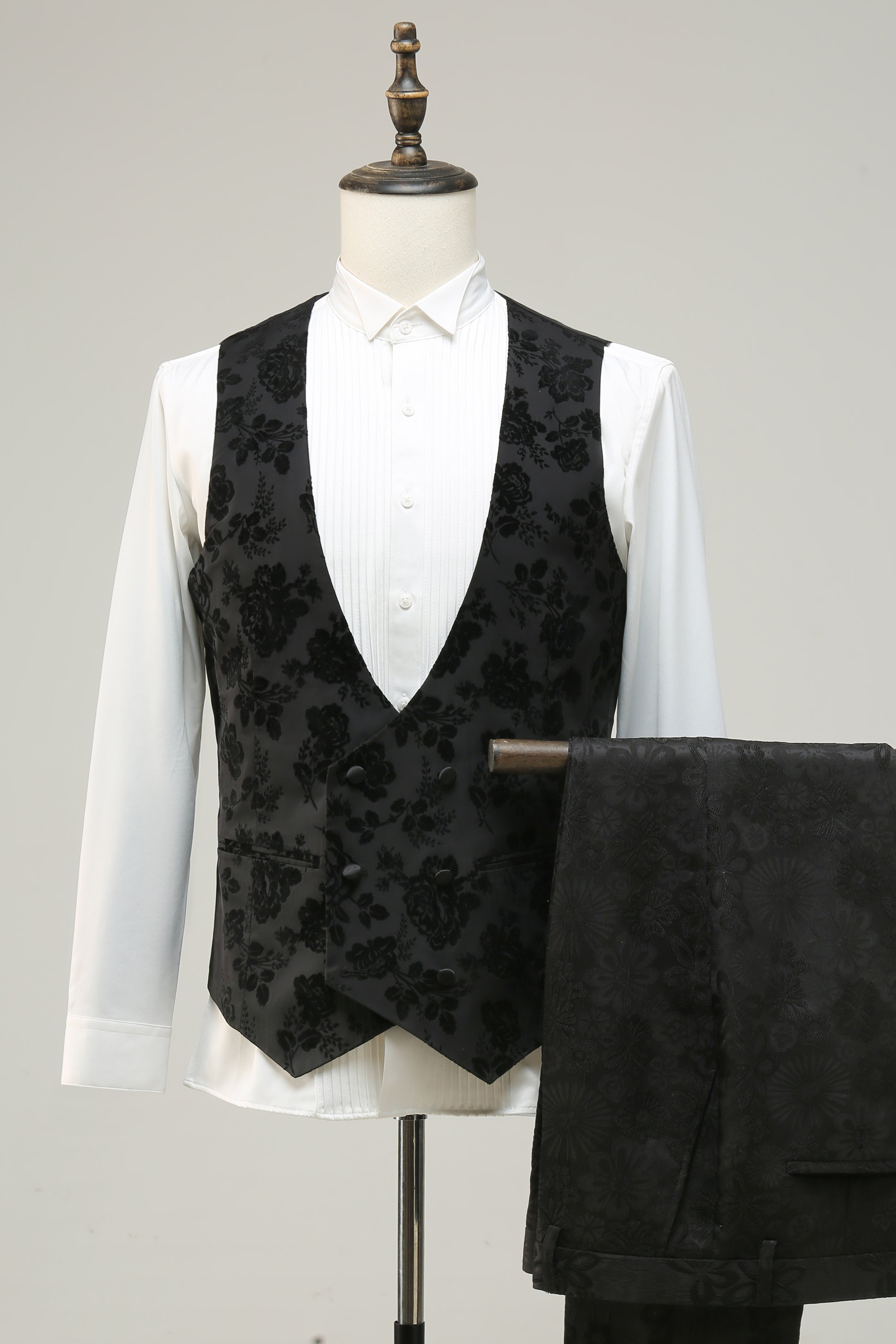 3 Piece Black Peak Lapel Jacquard Men's Prom Suits