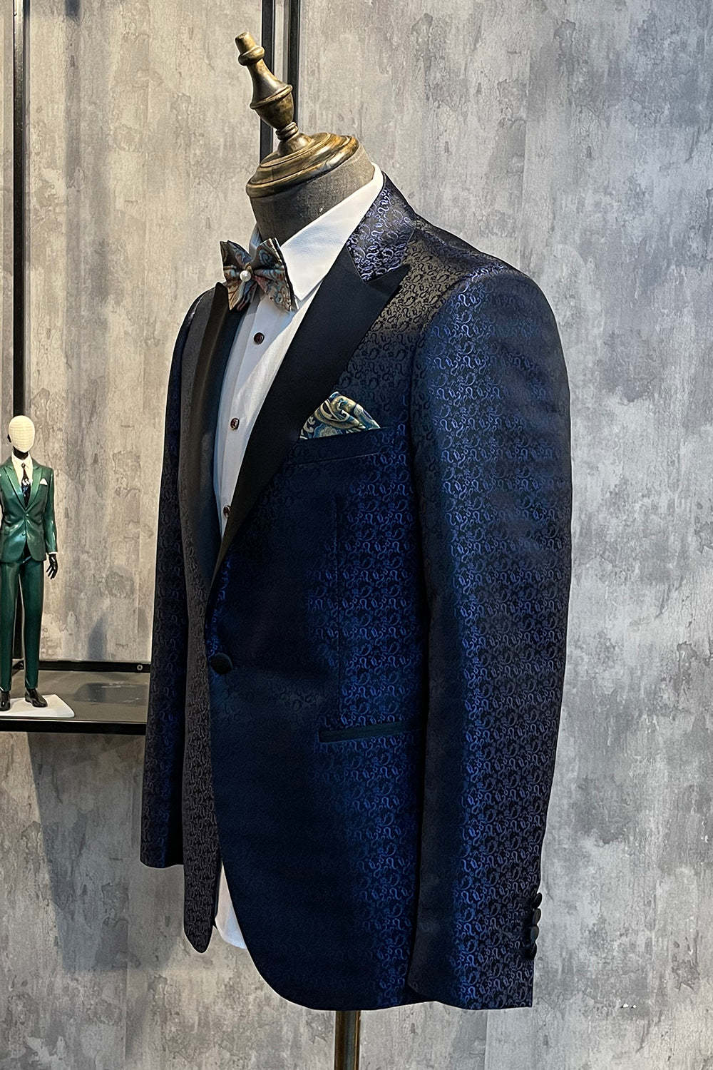 Dark Blue Peak Lapel Men's Prom Blazer