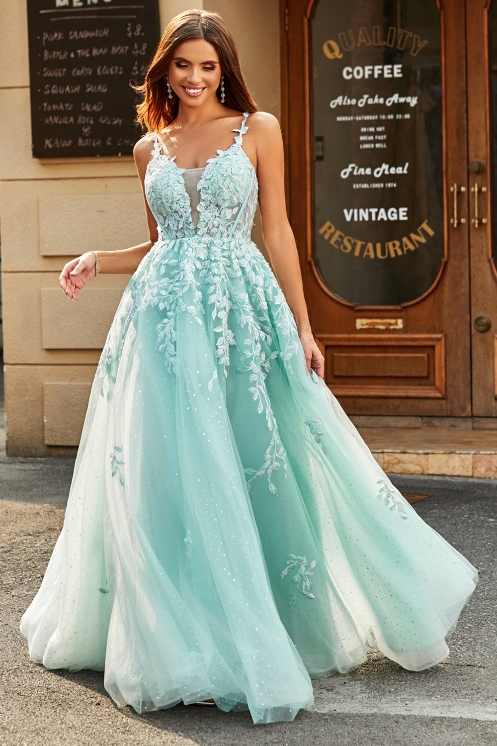 Mint A Line Tulle Spaghetti Straps Long Prom Dress With Appliques