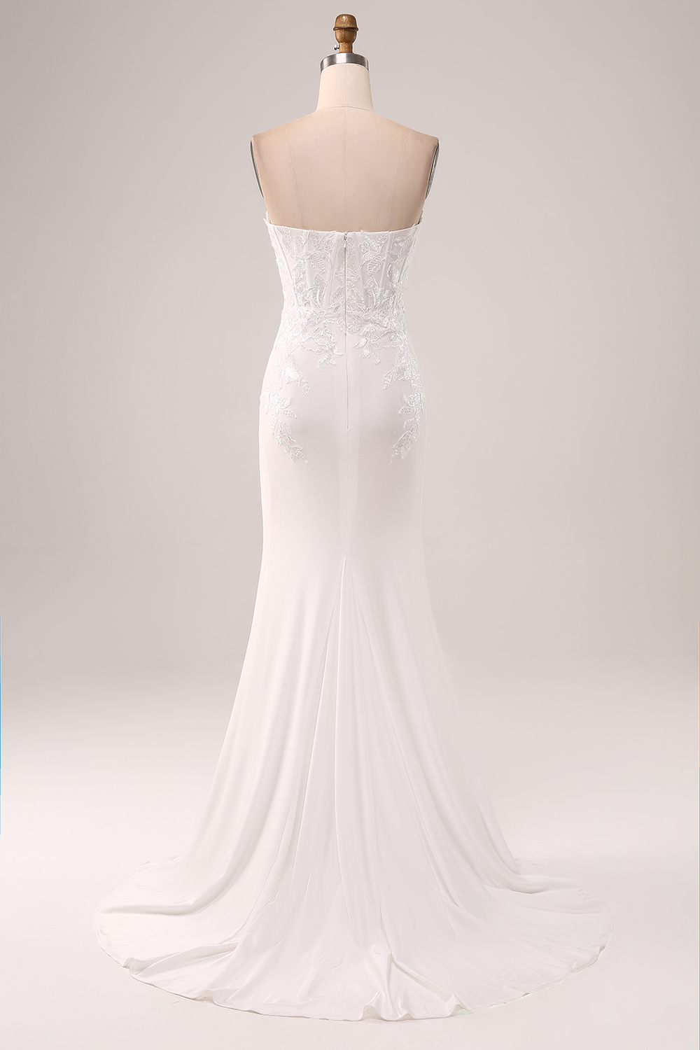 Lilac Sheath Strapless Corset Prom Dresses With Lace Appliques