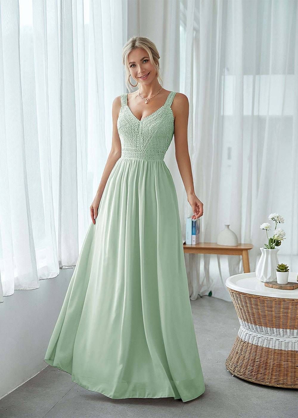 Straps Maxi Dress with Lace