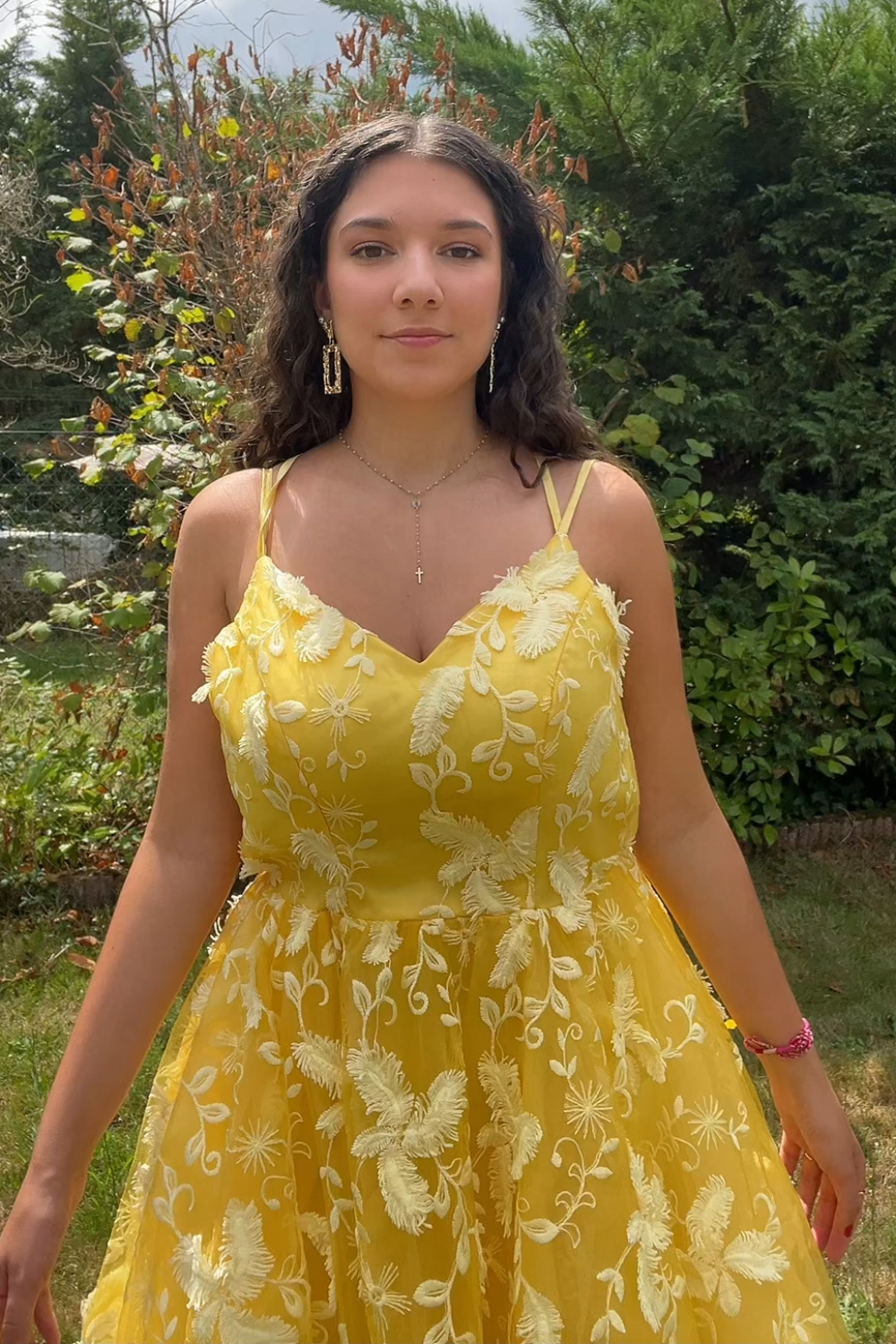 Keep Glowing A Line Spaghetti Straps Yellow Short Homecoming Dress with Appliques