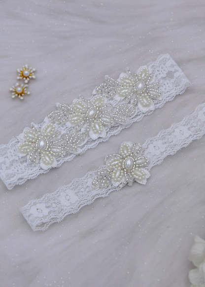 Beaded Flower Lace Garter Set