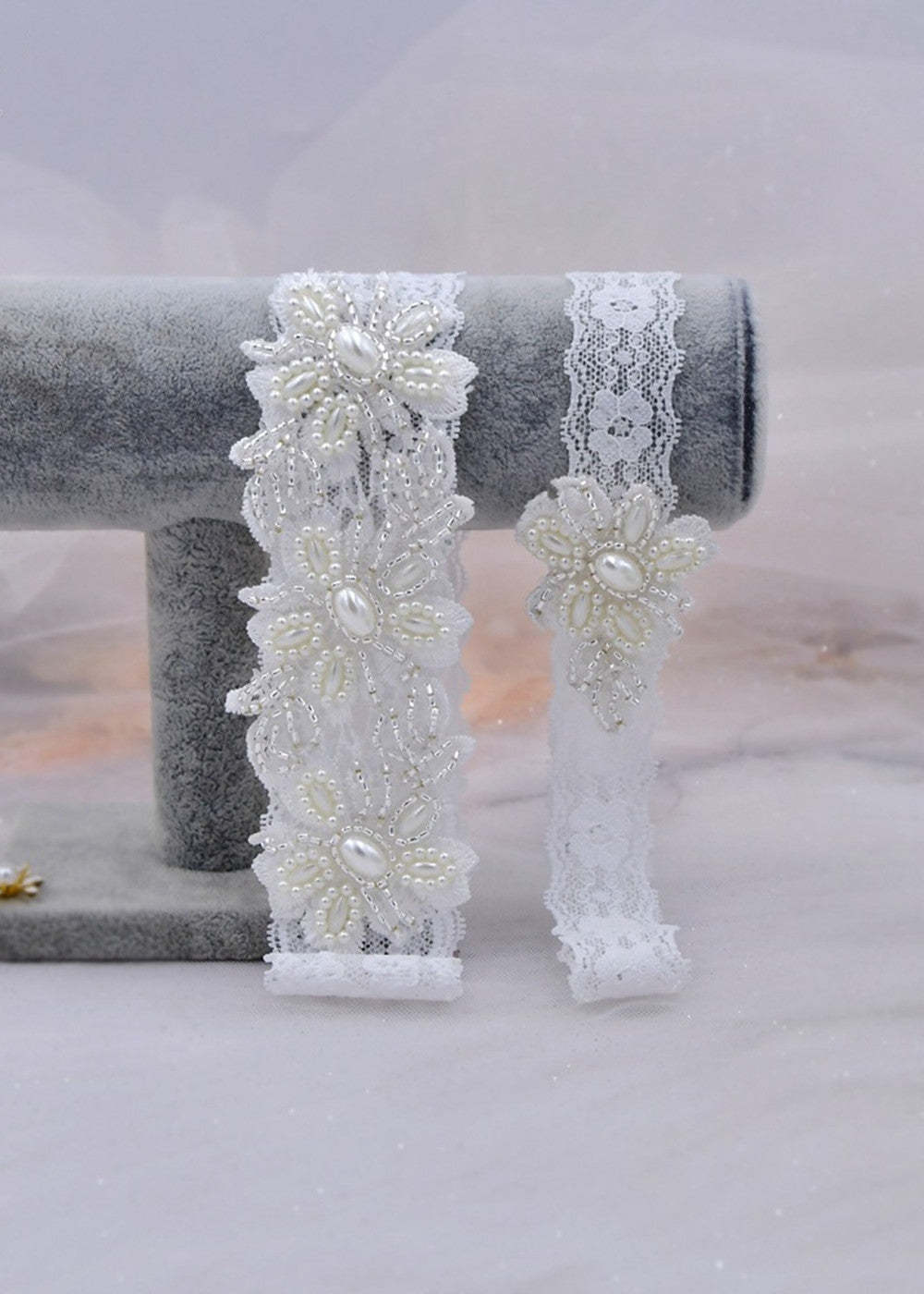 Beaded Flower Lace Garter Set
