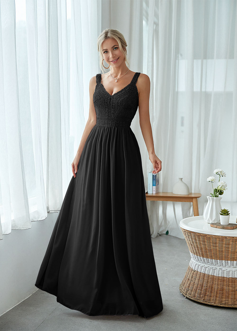 Straps Maxi Dress with Lace