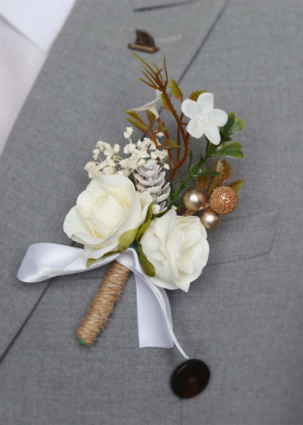 Wedding boutonniere for Groom and Best Man