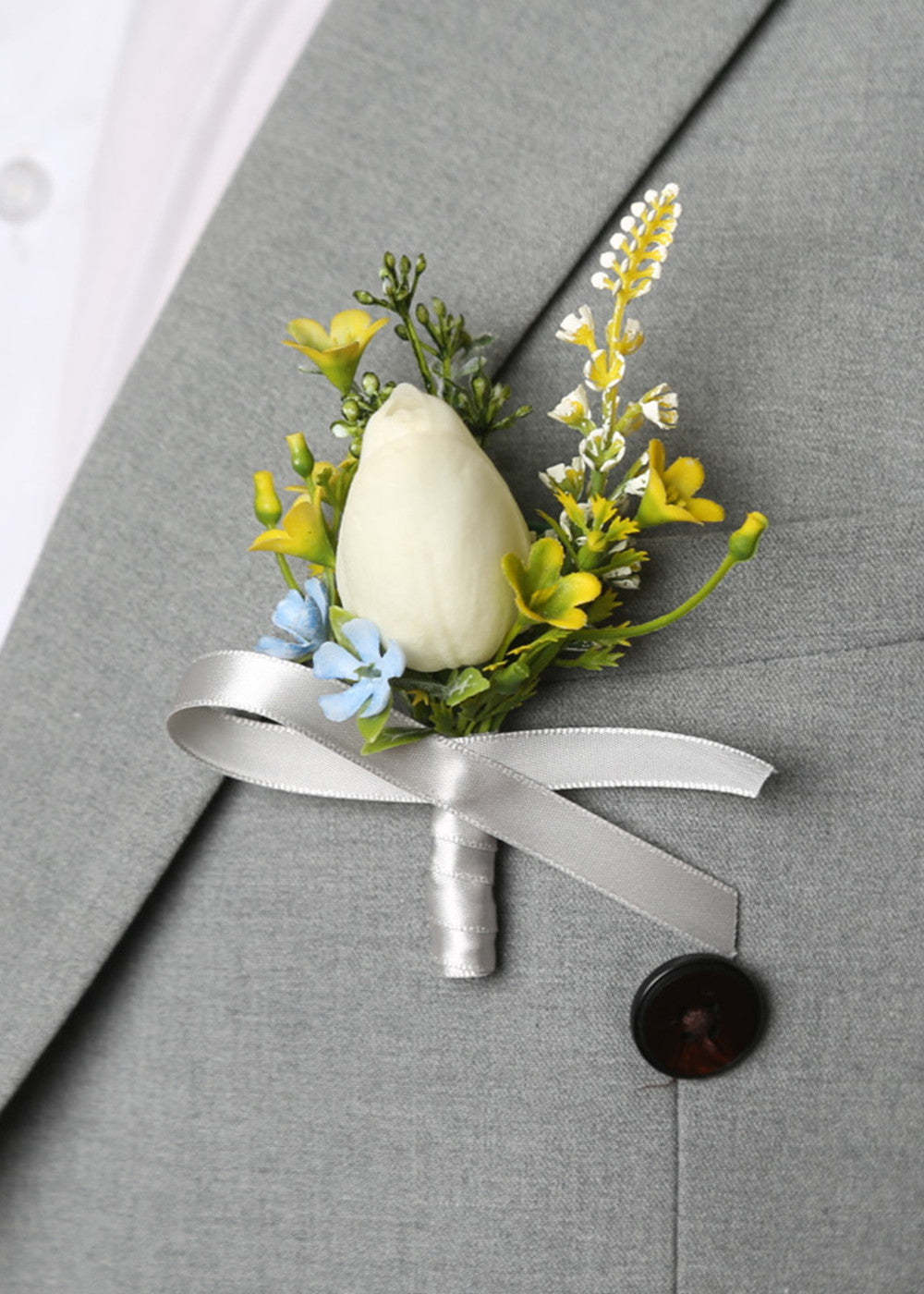 Wedding boutonniere for Groom and Best Man