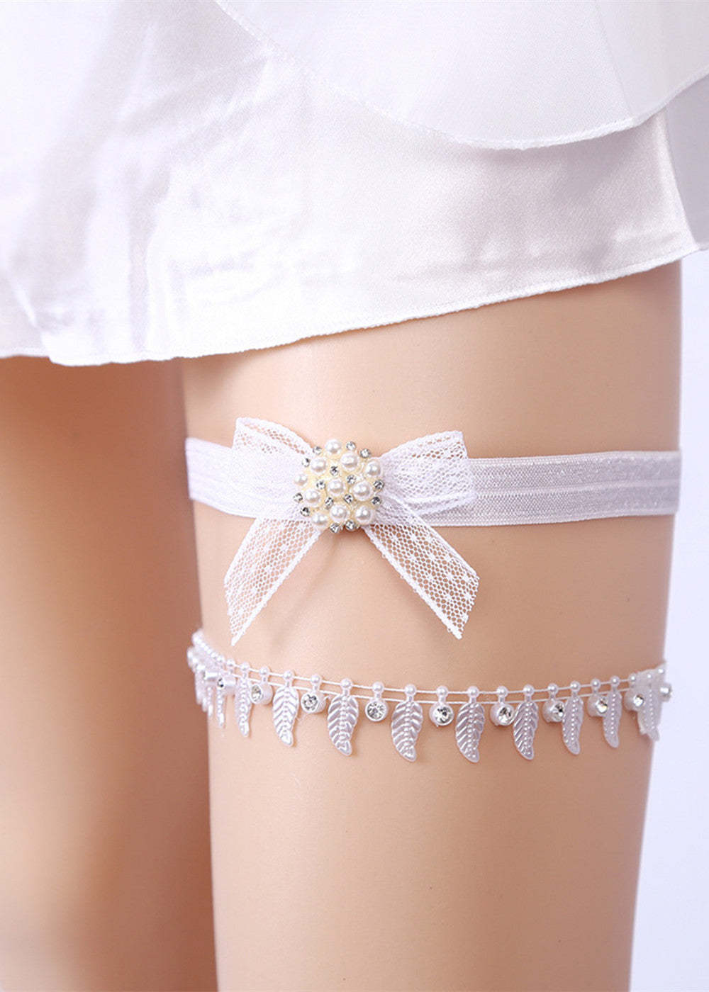 Bow Tie Pearl Wedding Garter Set