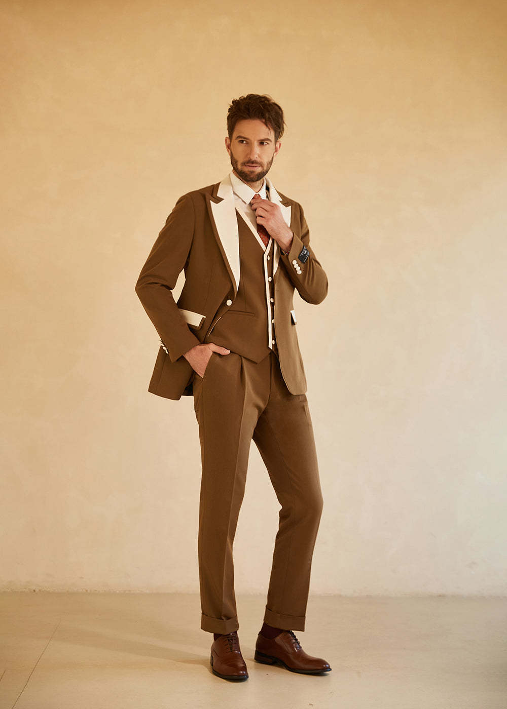 Brown Peak Lapel Single Breasted 3 Pieces Men's Suit