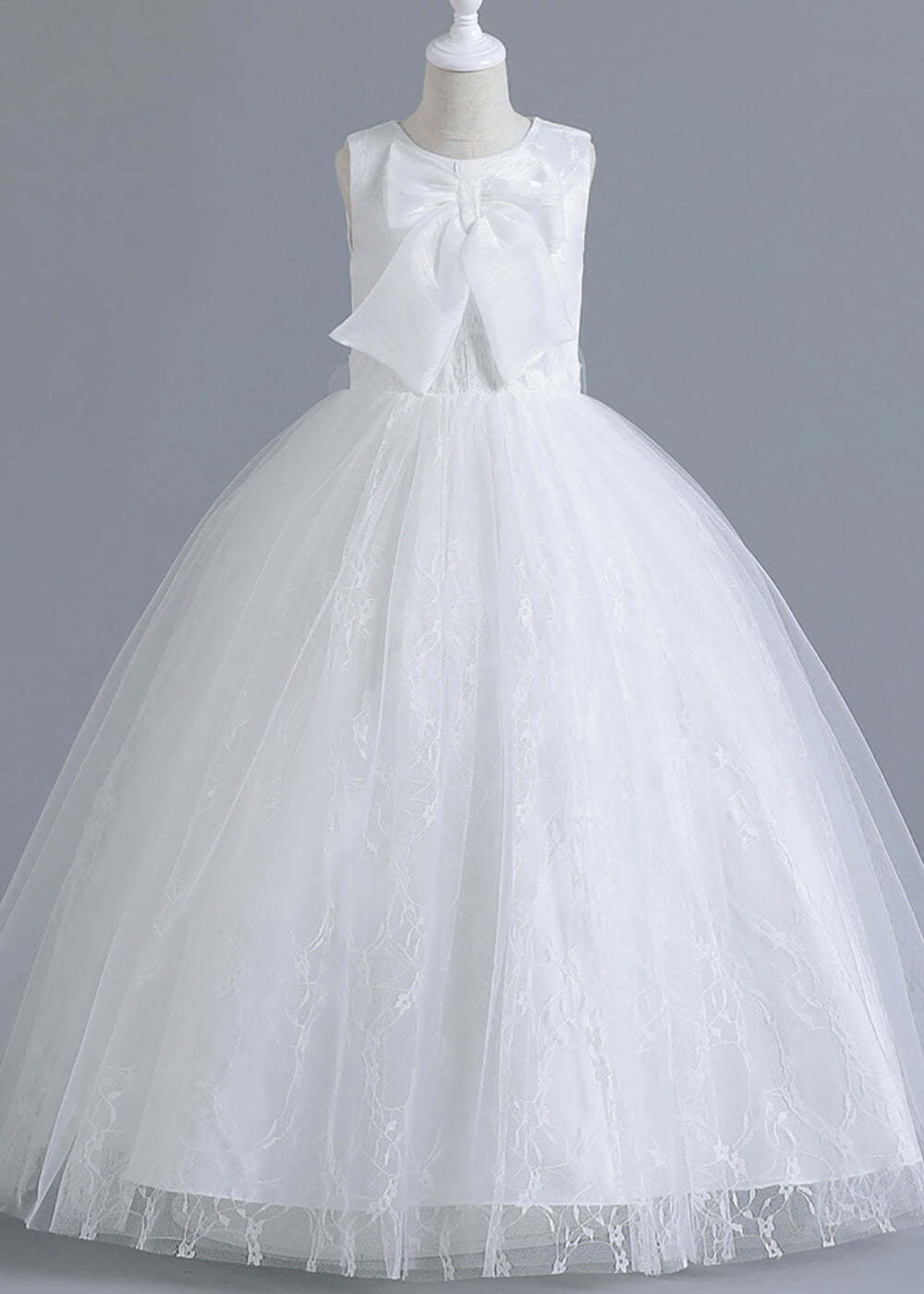 A-line Long Tulle Round Neck Sleeveless Flower Girl Dress With Bow