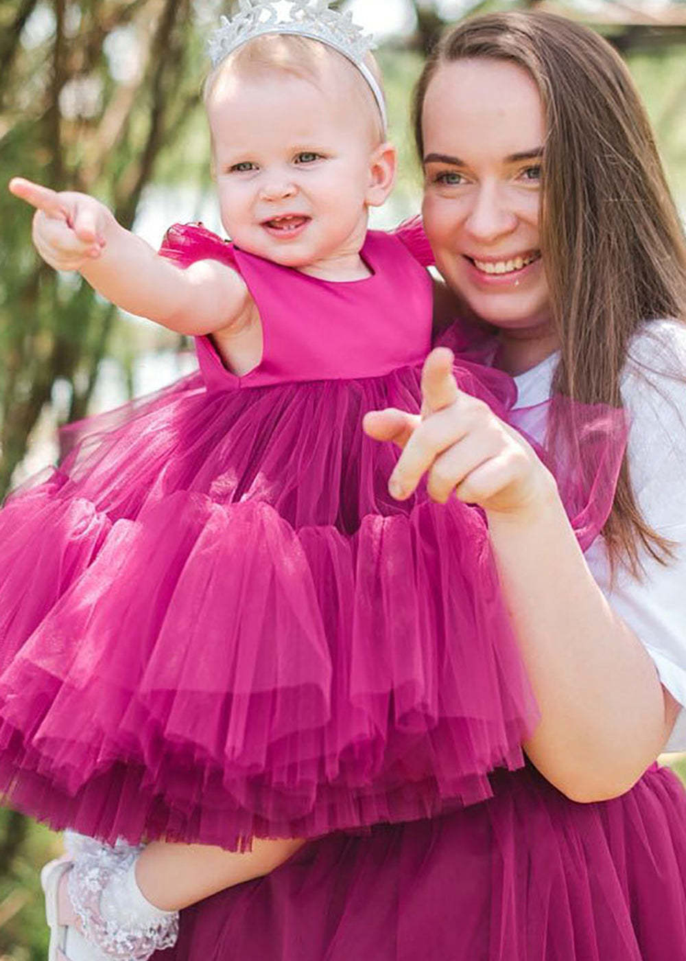 Cap Sleeve Tulle A-line Round Neck Midi Flower Girl Dress