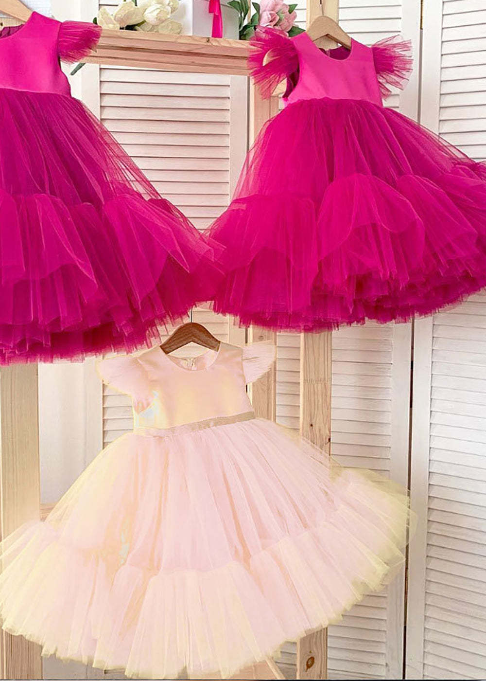 Cap Sleeve Tulle A-line Round Neck Midi Flower Girl Dress