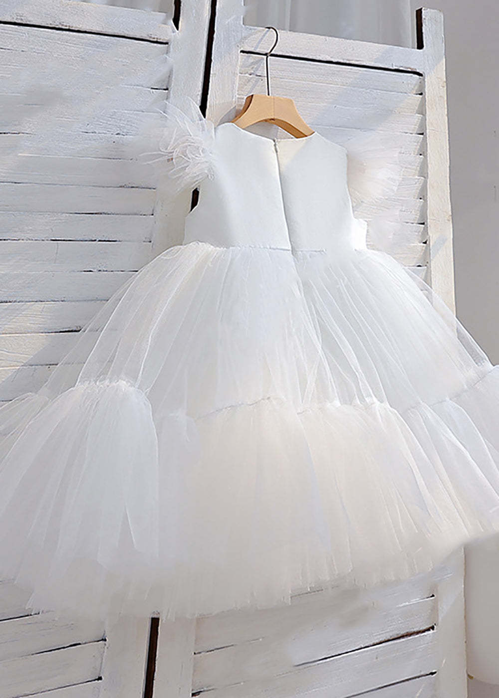 Cap Sleeve Tulle A-line Round Neck Midi Flower Girl Dress