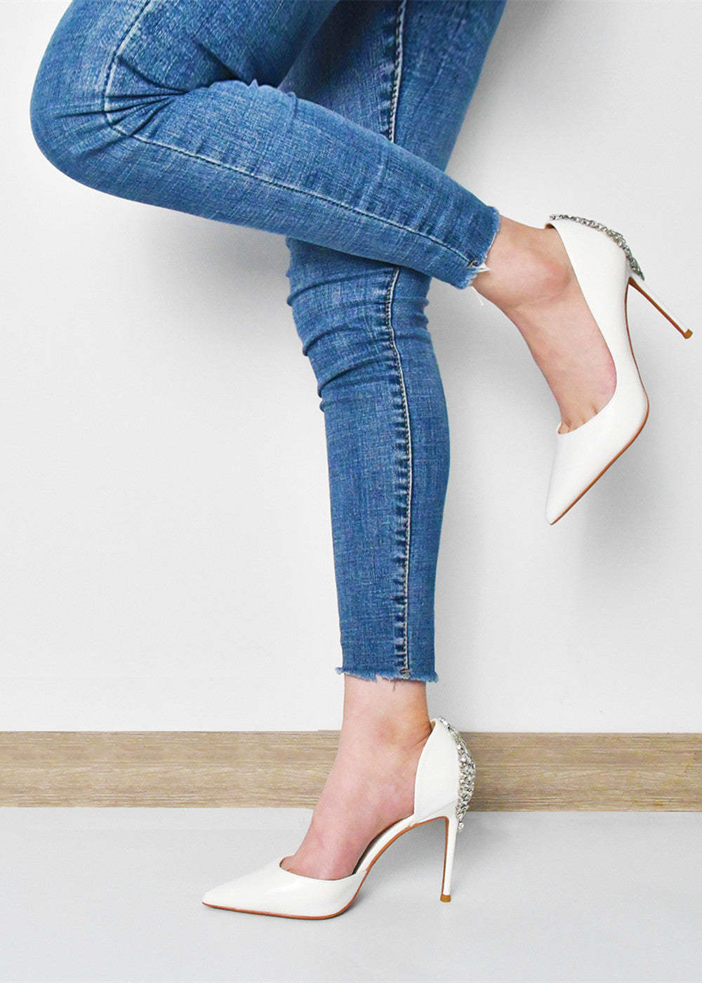 High Heel White Crystal Pointed Toe Wedding Shoes
