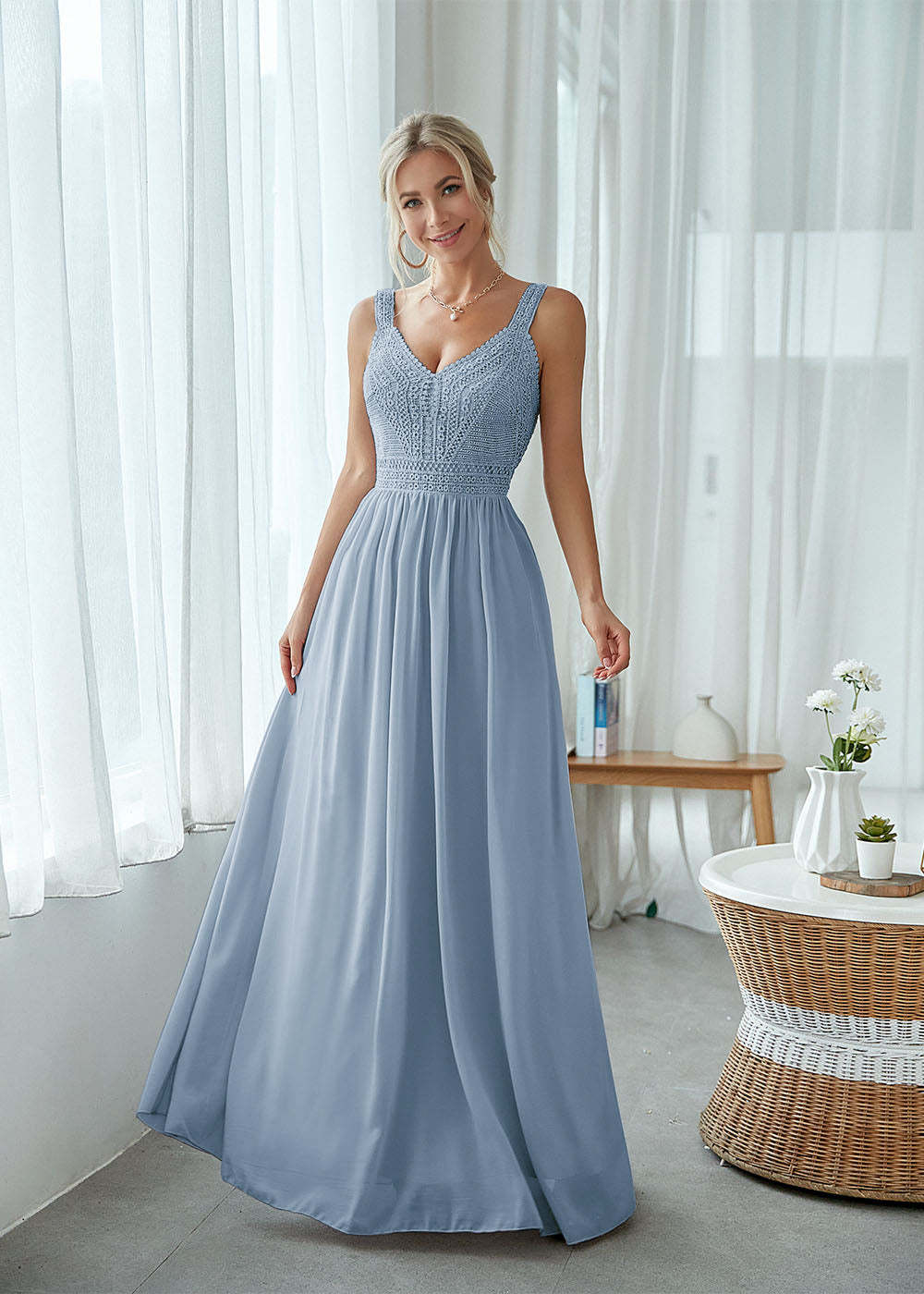 Straps Maxi Dress with Lace