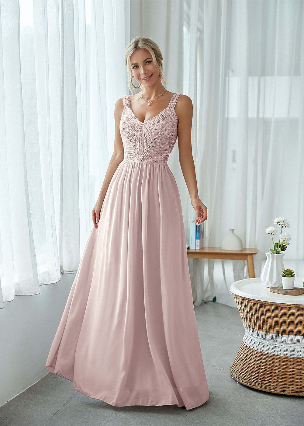Straps Maxi Dress with Lace