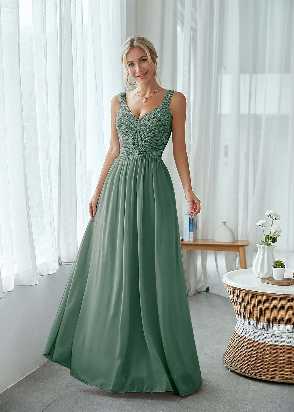 Straps Maxi Dress with Lace