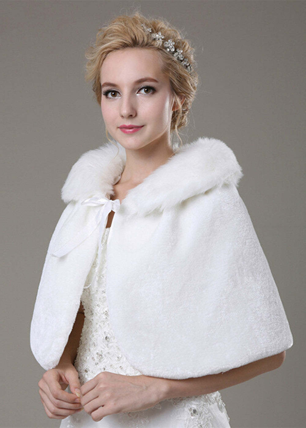 White Bridal Faux Fur Wrap