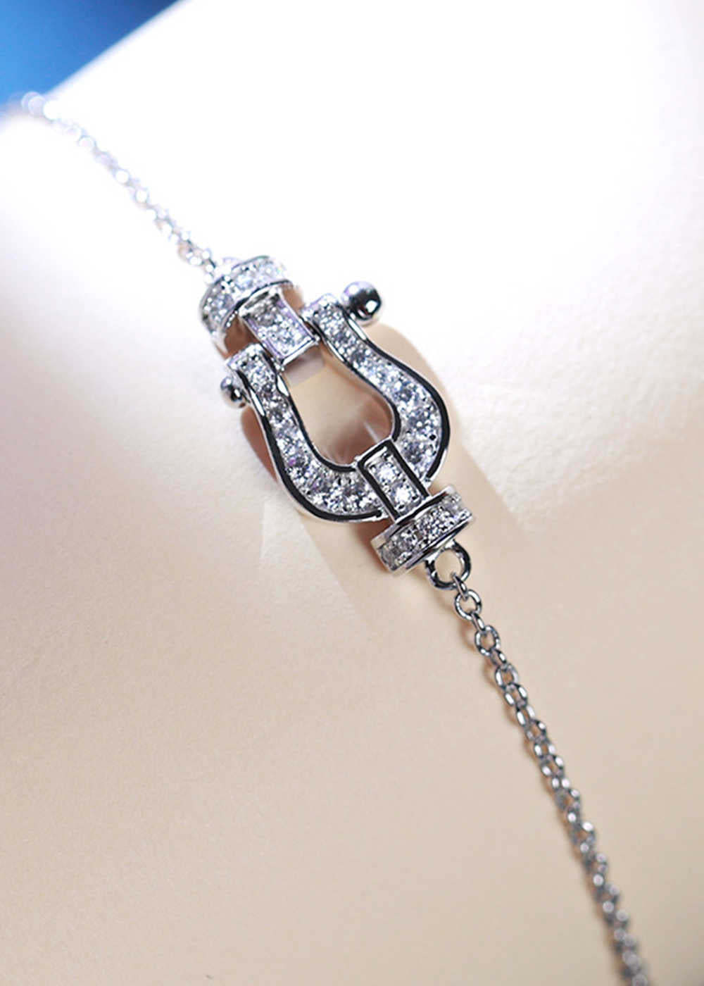 Simple Horseshoe Buckle Silver Zircon Necklace Bracelet Earrings Set