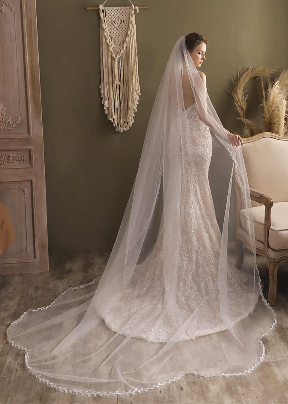 One-tier Pearl Edge Tulle Cathedral Bridal Veils