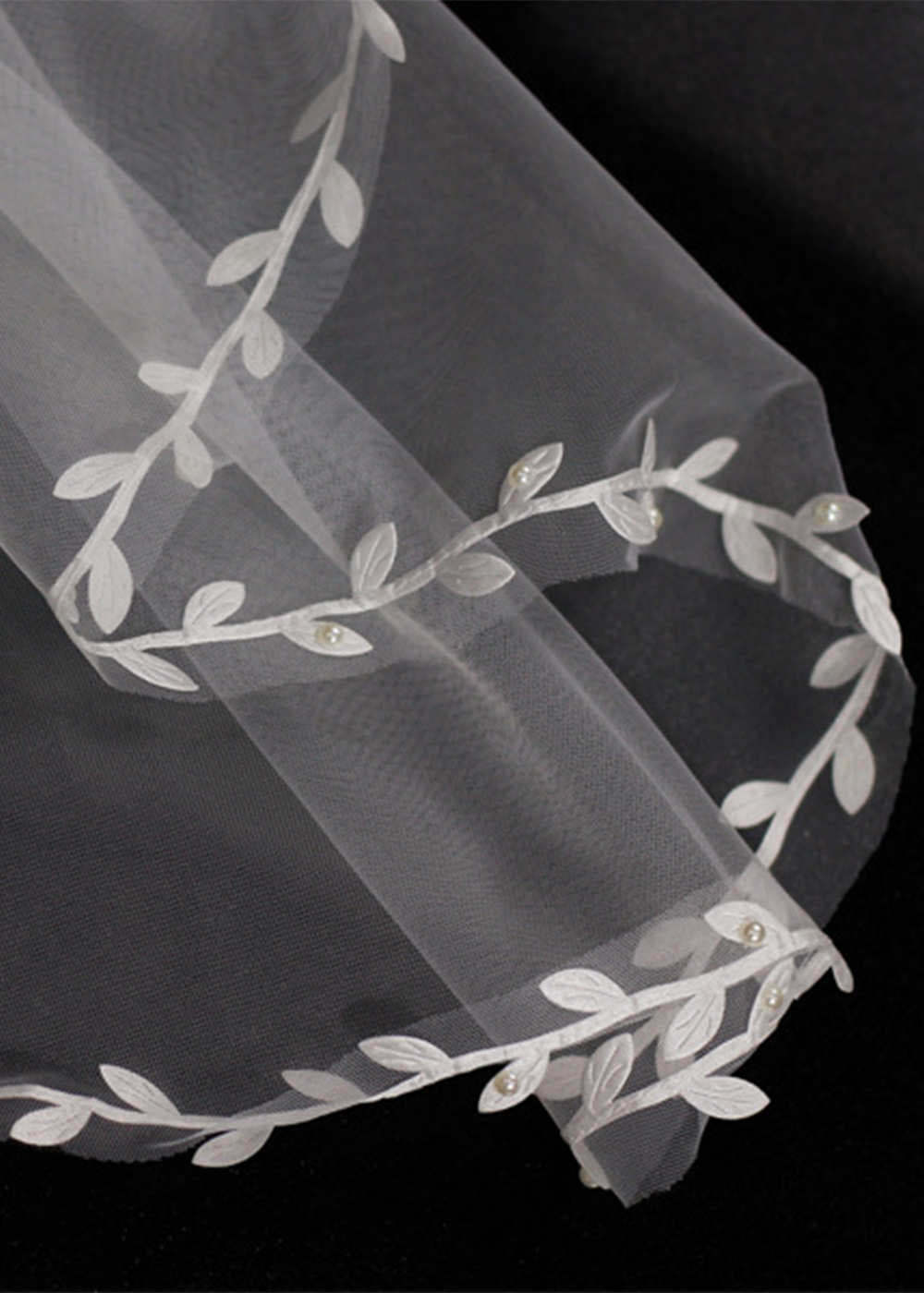 One-tier Pearl Edge Tulle Cathedral Bridal Veils