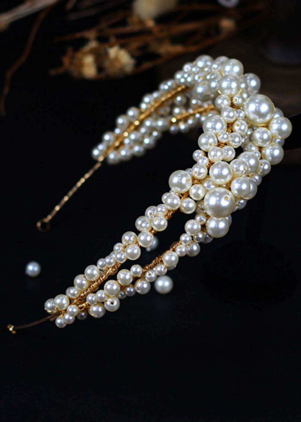 Weeding Lady's Pearl Headband
