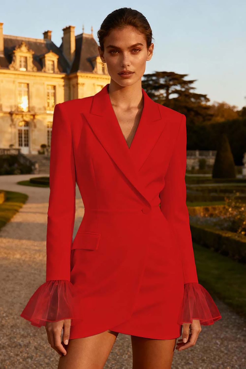 Simple White Single Breasted Peak Lapel Short Blazer Wedding Dress