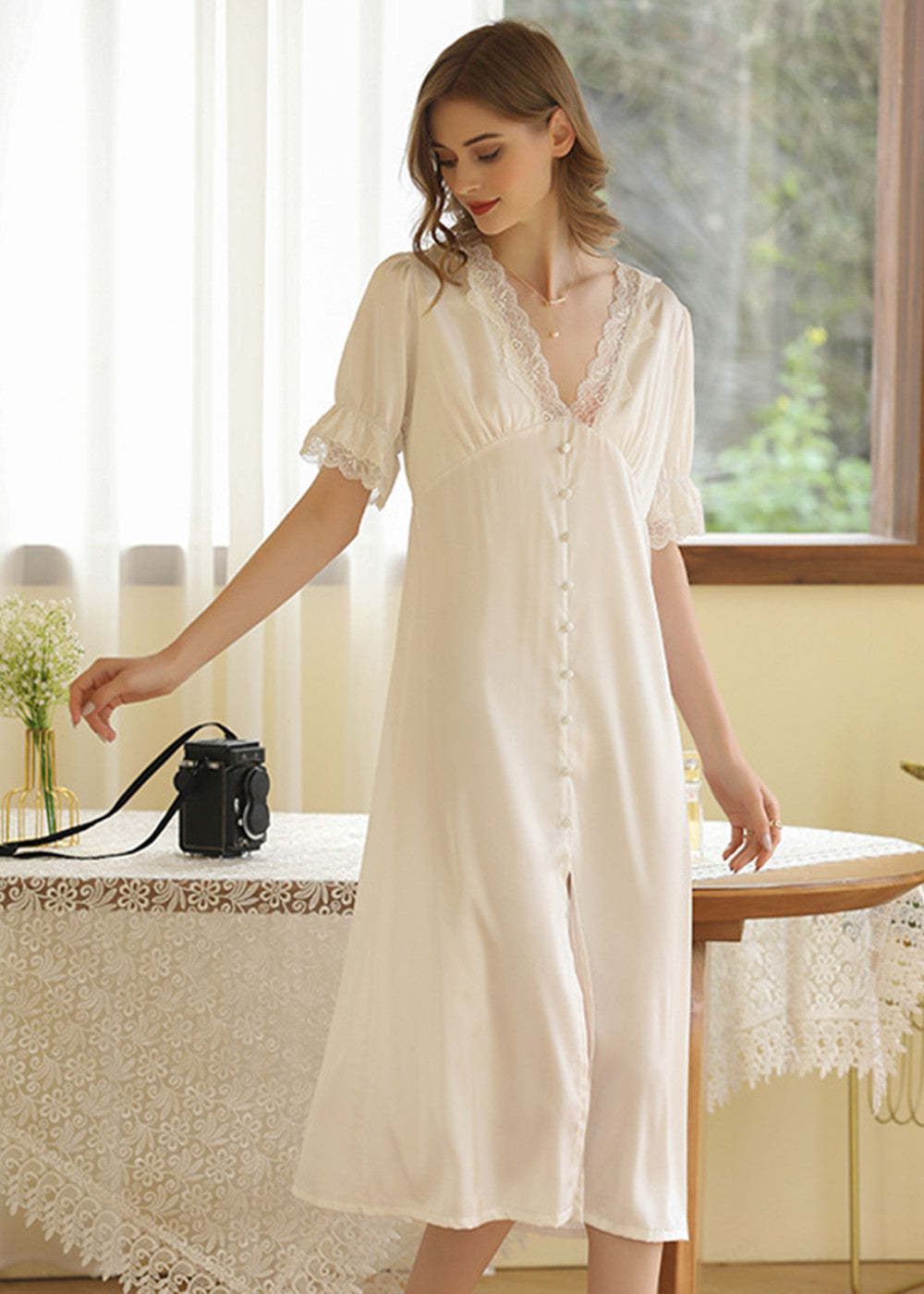 Short Sleeve Lace Trim Sleeping Robe