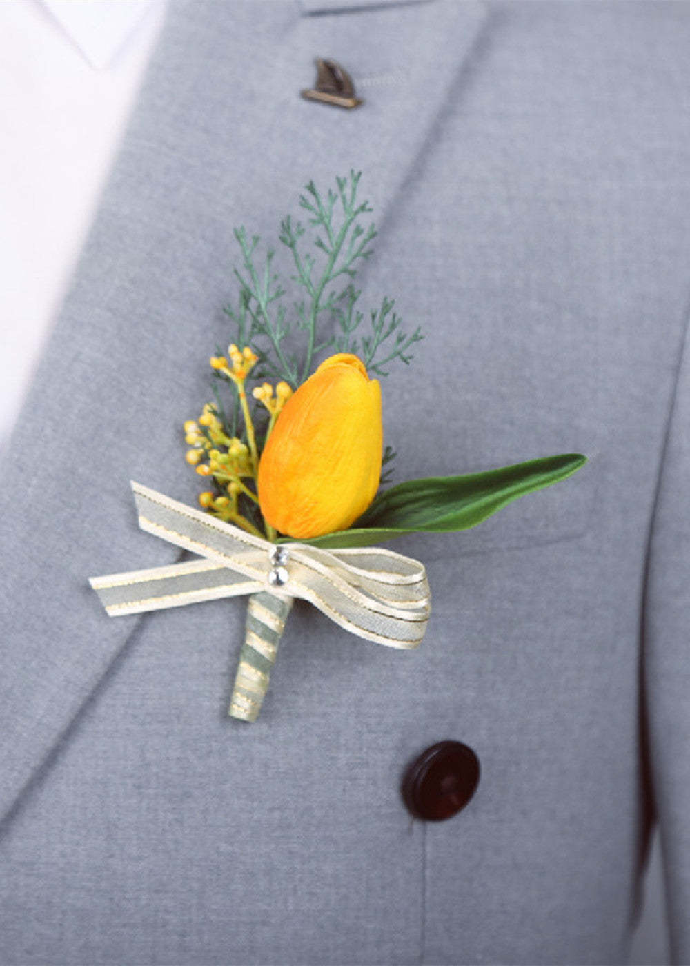 Wedding Tulip Groomsman Boutonnieres