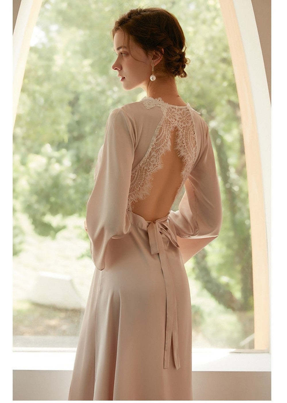 White Backless Lace Long Bridal Brobe