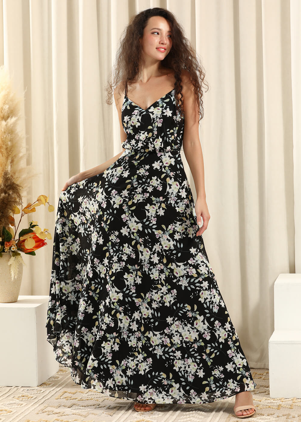 Black Chiffon Floral Printing V-neck Spaghetti Strap A-line Bridesmaid Dress
