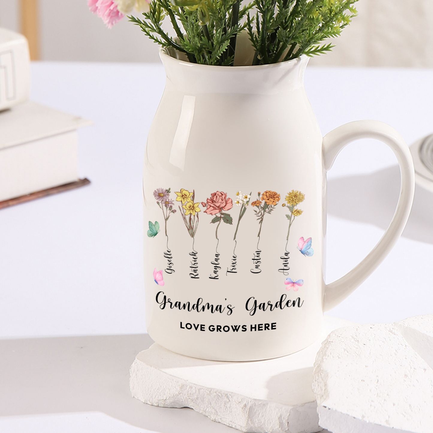 6 Names Personalized Vase with Birthday Flowers – Add 6 Names 2 Texts – Ceramic Custom Gift for Mom, Grandma, Family