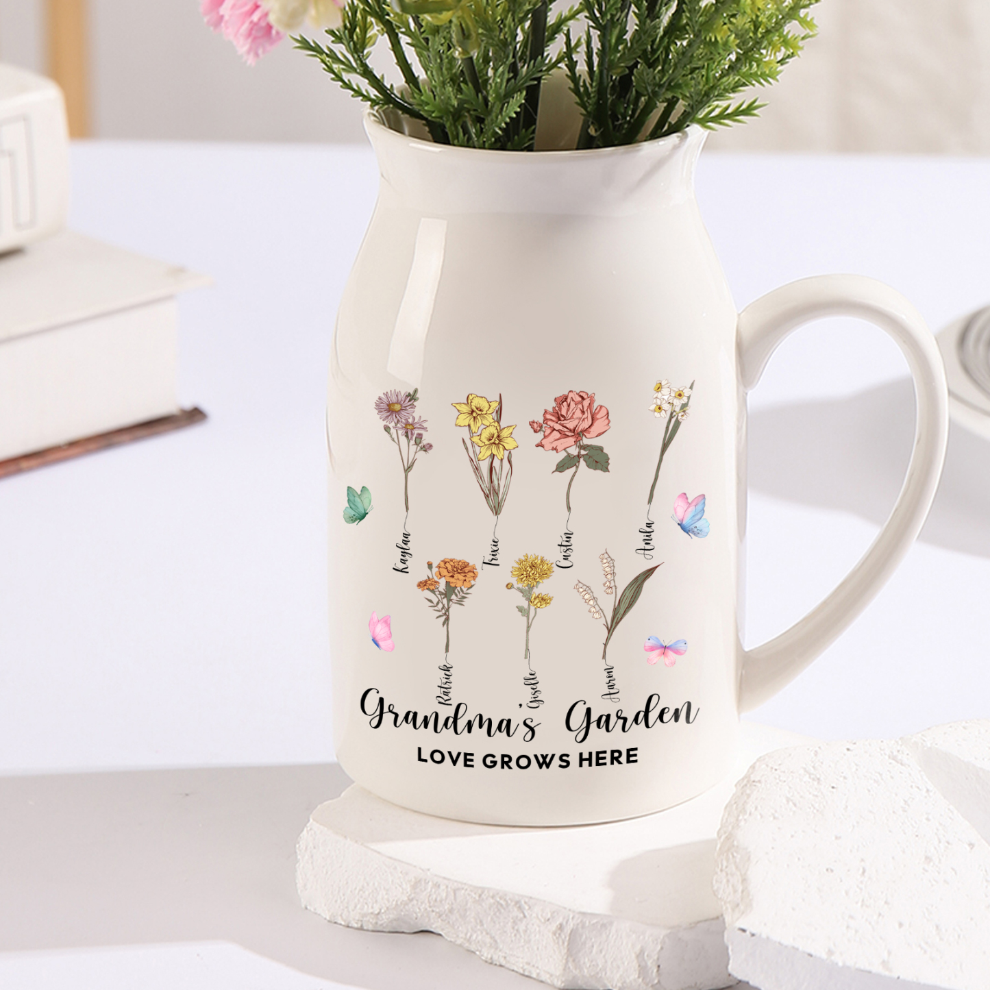 7 Names Personalized Vase with Birthday Flowers – Add 7 Names 2 Texts – Ceramic Custom Gift for Mom, Grandma, Family