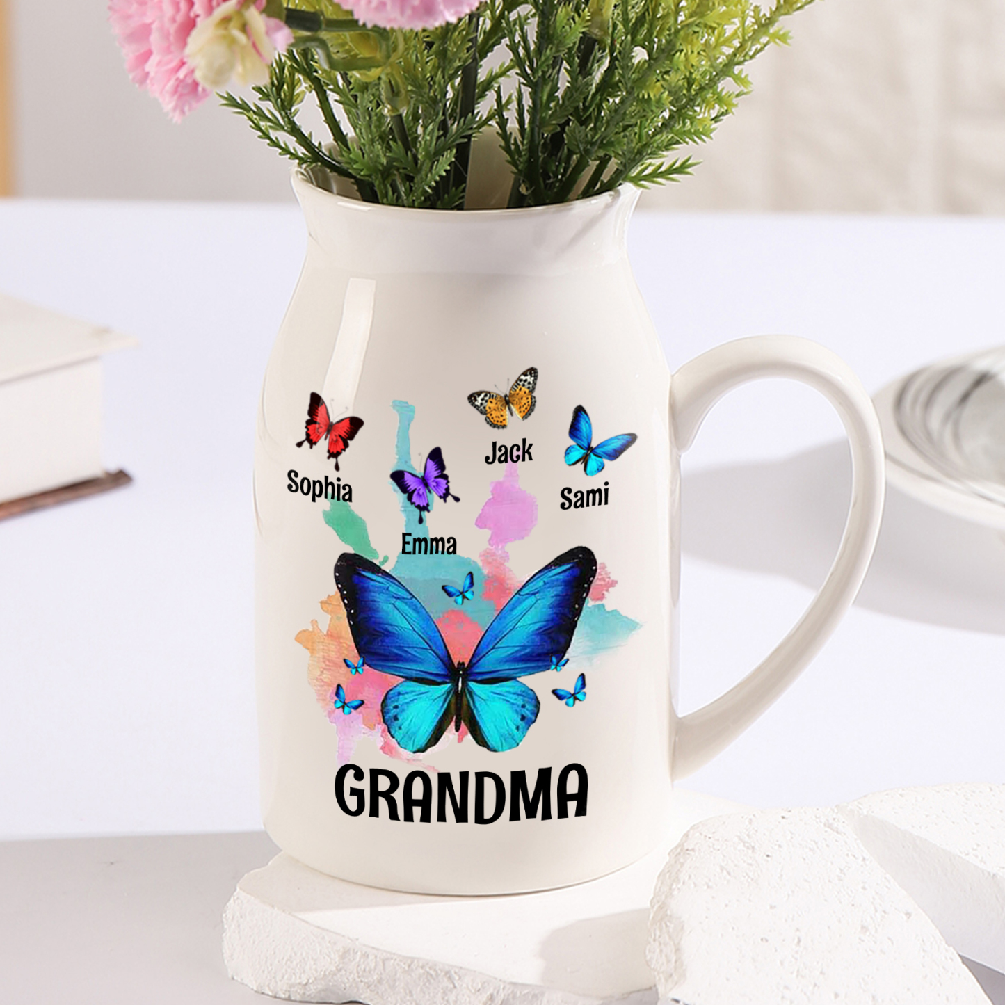 4 Names - Personalized Beautiful Colorful Butterfly Style Ceramic Vase with Customizable Names As a Wonderful Gift For Grandma