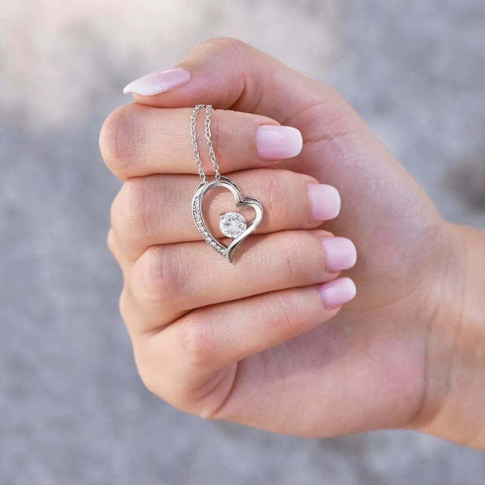 Heart Necklace with "To My Beautiful Wife" Message - Valentine’s Day Gifts for Her | Jessemade