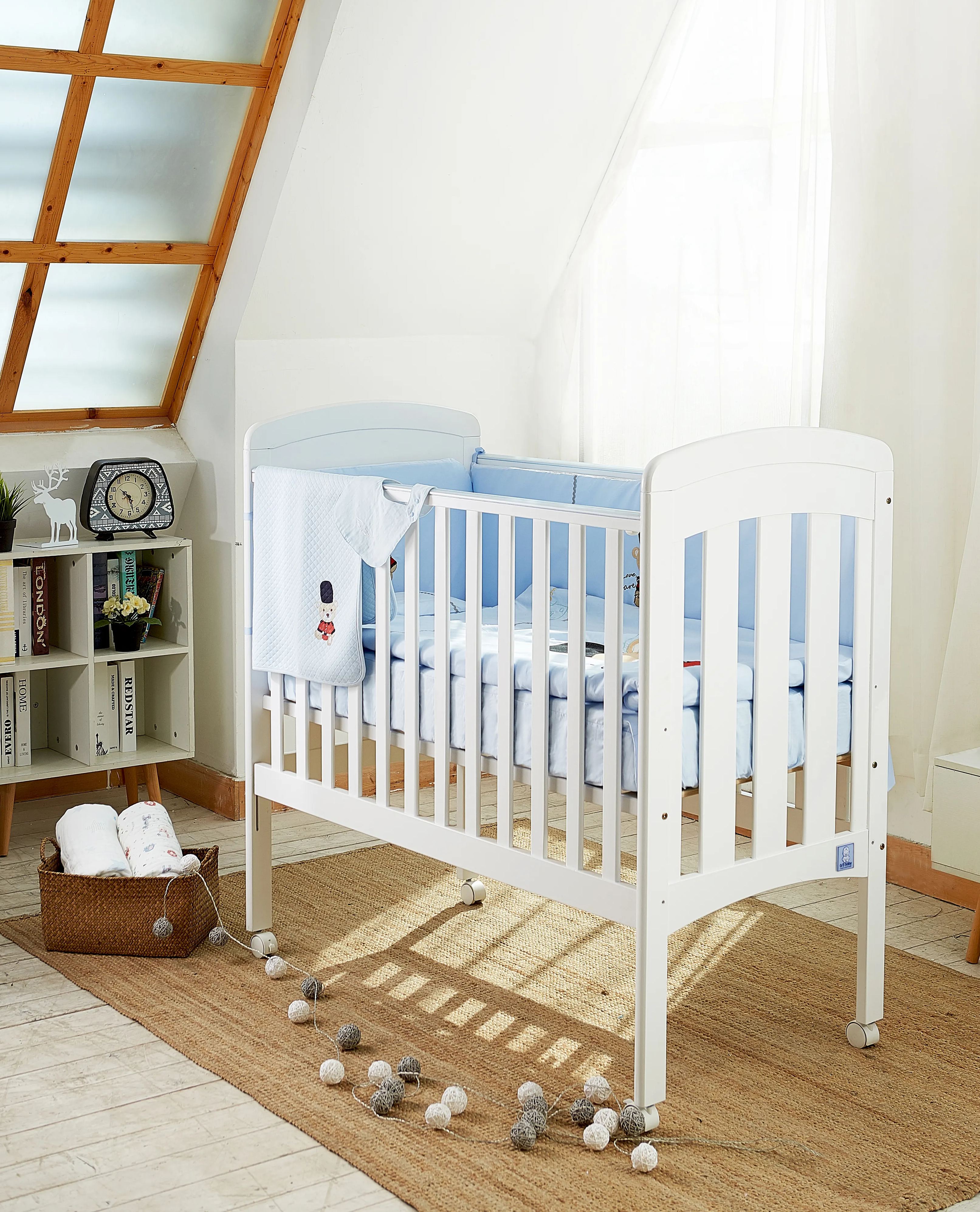 CLARA BABY COT IN WHITE  125cm x 67cm (MATTRESS INCLUDED)