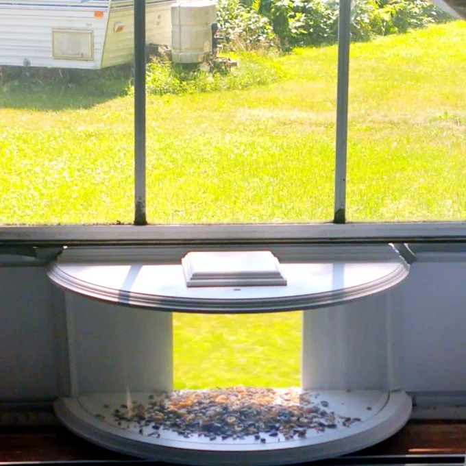 180° Clear View Window Tray Bird Feeder