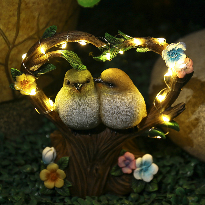 Couple bird ornament solar lamp