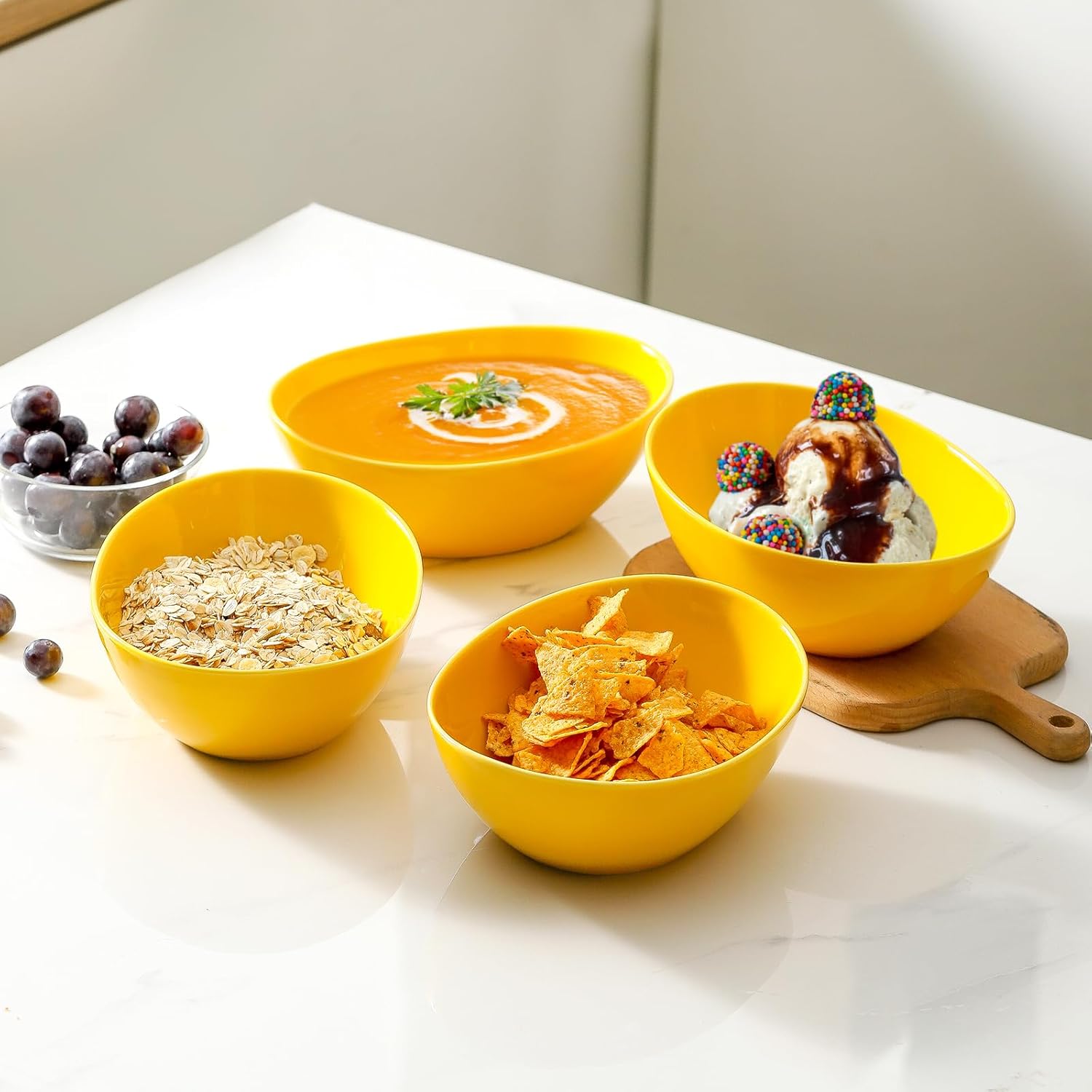 Porcelain Serving Bowls for Entertaining, Salad Bowls Large Serving for Parties, 36 Ounce Large Serving Dishes for Salad Pasta Popcorn, Set of 4