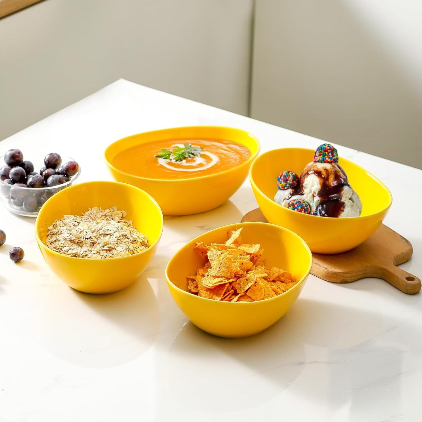 Porcelain Serving Bowls for Entertaining, Salad Bowls Large Serving for Parties, 36 Ounce Large Serving Dishes for Salad Pasta Popcorn, Set of 4