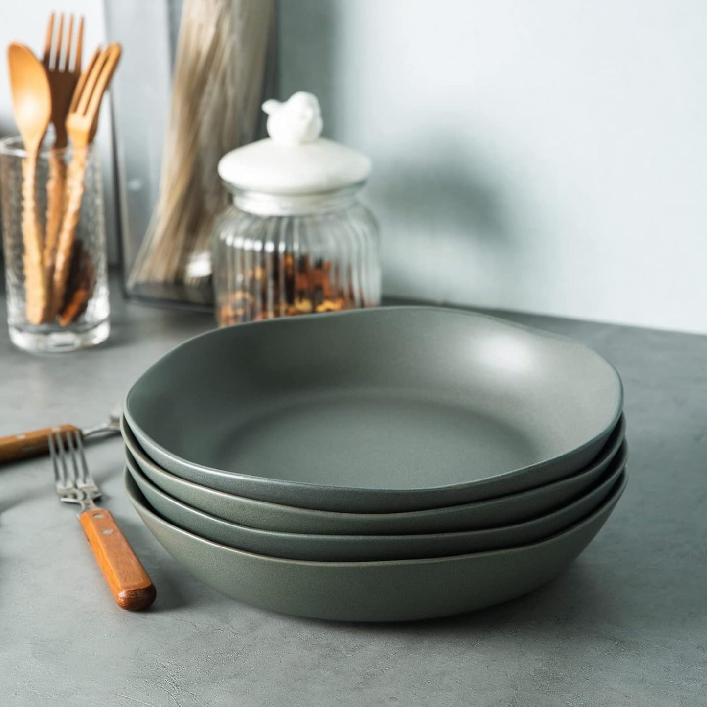 9.75'' Ceramic Large Pasta Bowls, 38oz Stoneware Flat Serving Bowls Set of 4, Oven,Microwave&Dishwasher Safe Bowls with Wavy Rim for Fruit Pasta Salad Meal, Reavtive-Matte